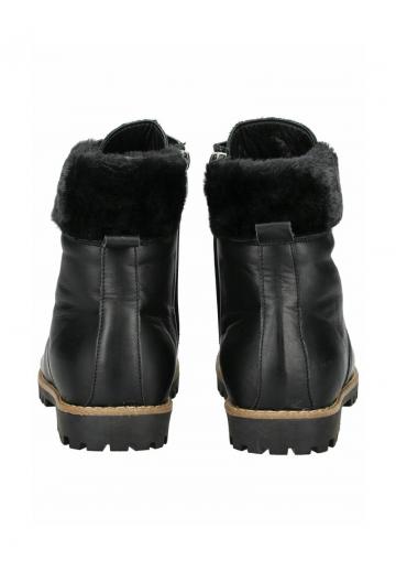 Зимние ботинки