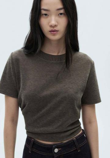 Клешеные джинсы