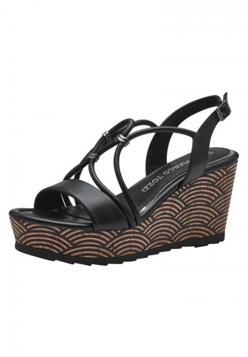 Босоножки на танкетке