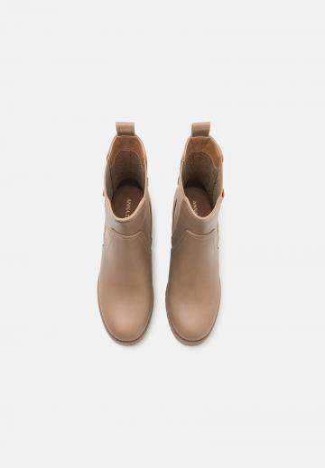 Полусапожки на платформе