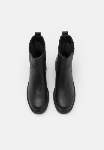 Ботинки челси