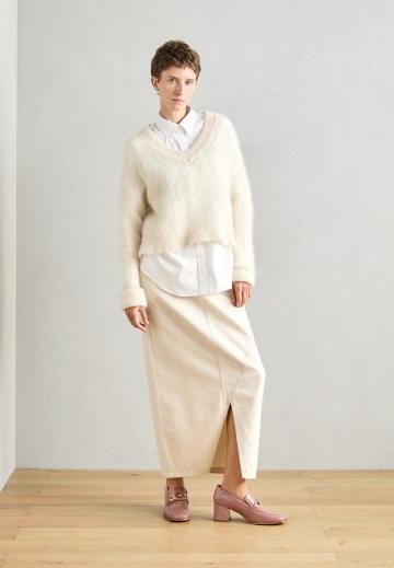 Туфли с высоким носом