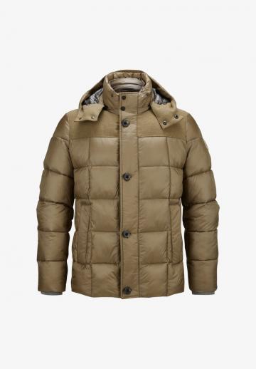 Зимняя куртка