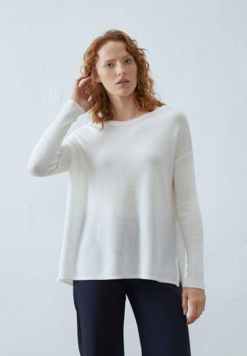 Длинный пуловер