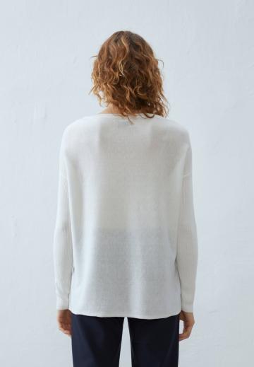 Длинный пуловер