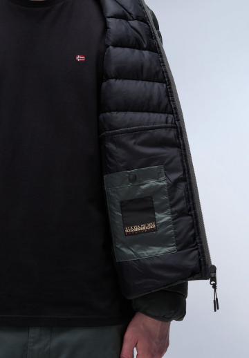 Зимняя куртка