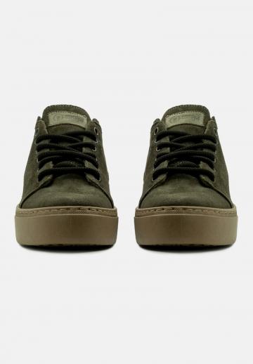 Ботинки на шнуровке