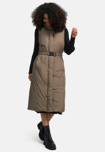 Длинный жилет