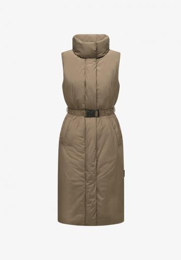 Длинный жилет