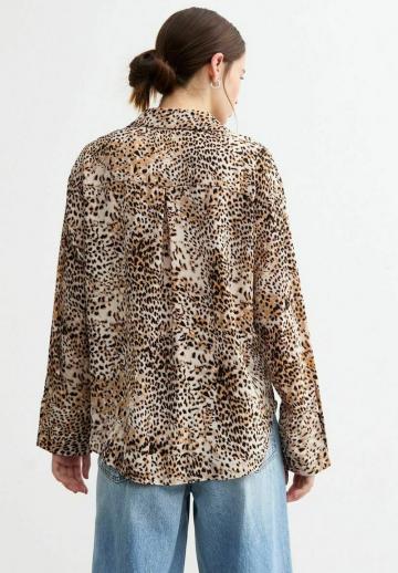 Атласная блузка