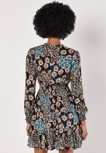 Короткое платье