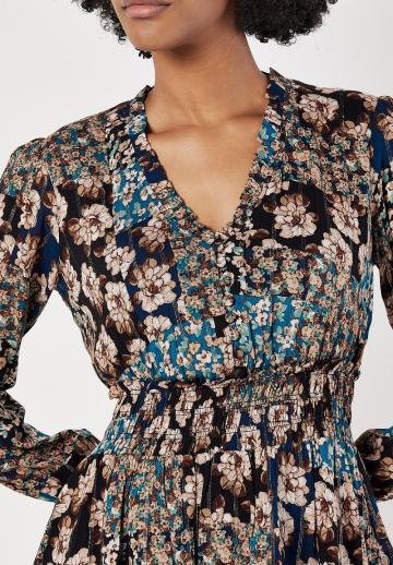 Короткое платье