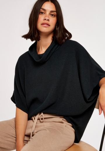 Пуловер с коротким рукавом