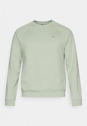 Спортивная кофта