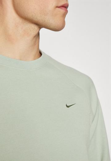 Спортивная кофта