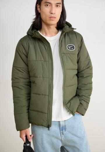 Зимняя куртка