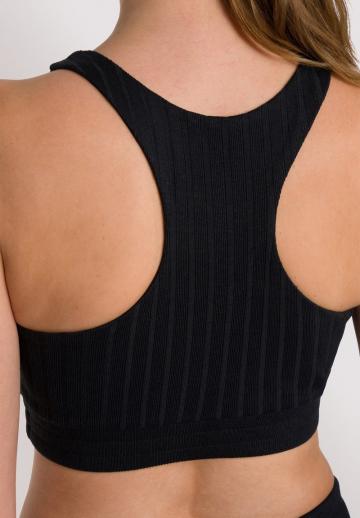 Спортивный бюстгальтер