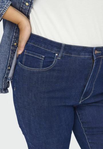 Узкие джинсы