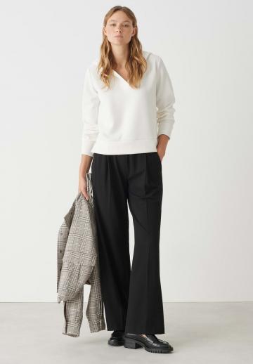 Пуловер с капюшоном