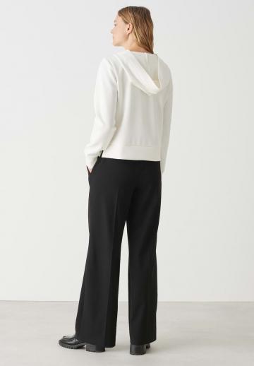 Пуловер с капюшоном