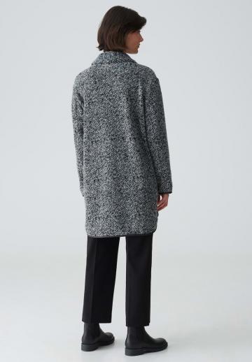 Короткое пальто