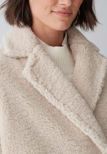 Шерстяное пальто