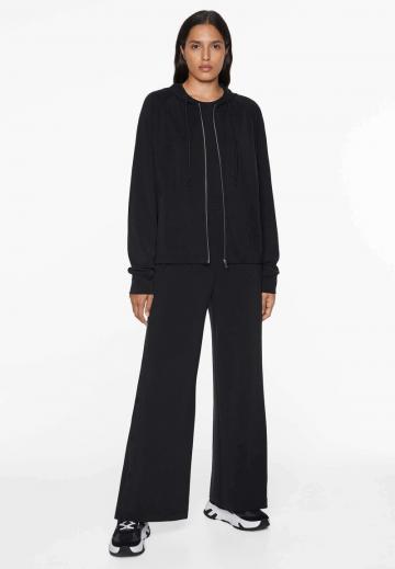 Спортивная толстовка