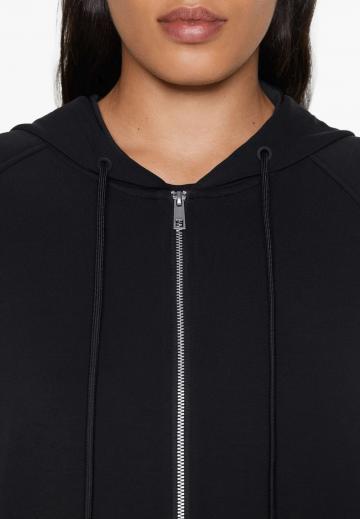 Спортивная толстовка