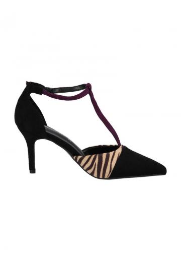 Туфли на высоком каблуке