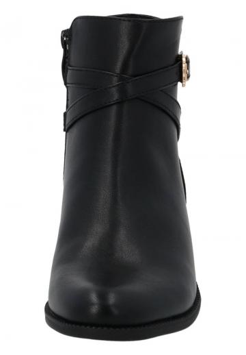 Зимние ботинки