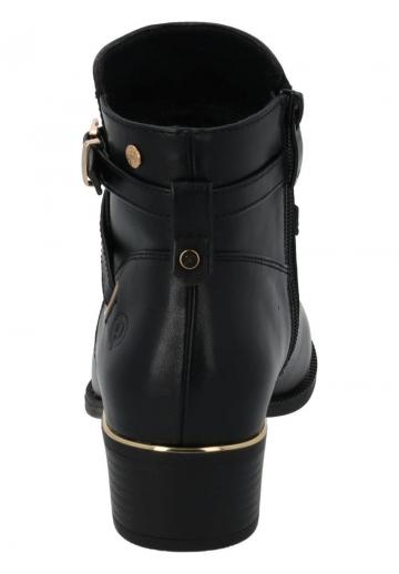 Зимние ботинки