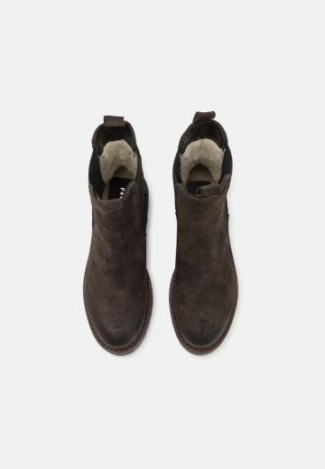 Ботинки челси