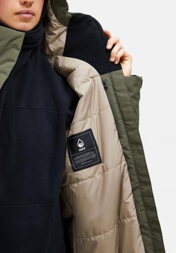 Спортивная куртка