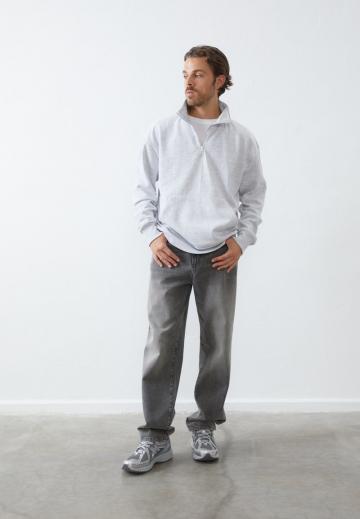 Прямые джинсы