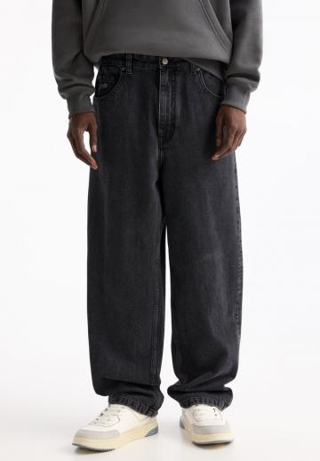 Свободные джинсы