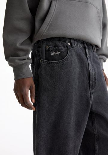 Свободные джинсы