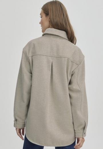 Короткое пальто