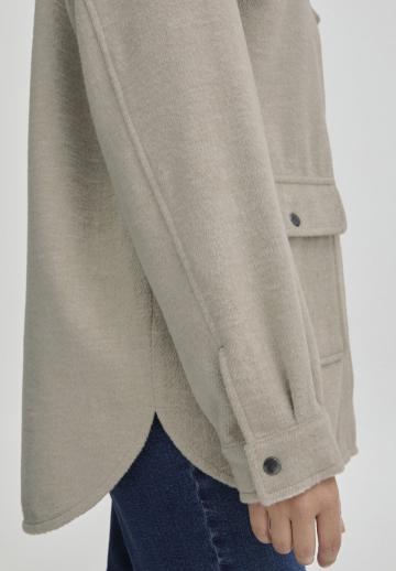 Короткое пальто