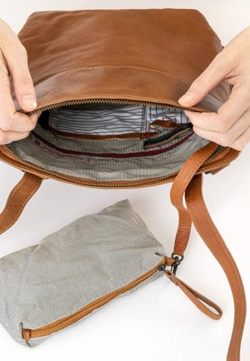 Кожаный рюкзак