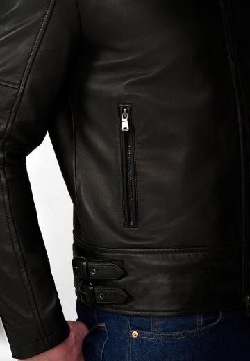 Кожаная куртка