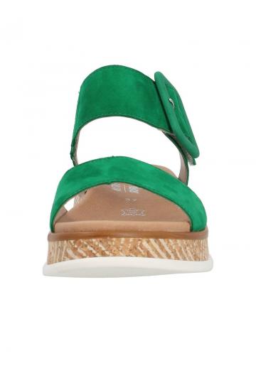 Босоножки на танкетке