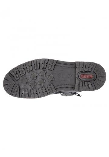 Ботинки на шнуровке