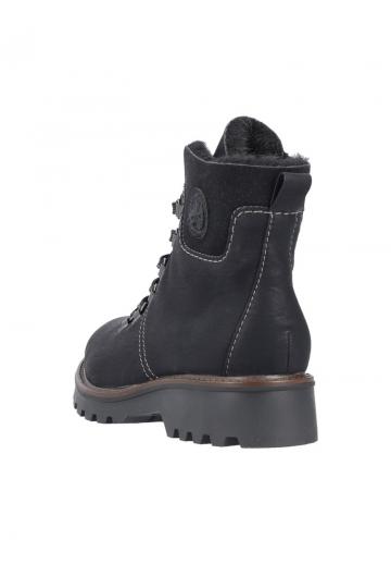 Ботинки на шнуровке