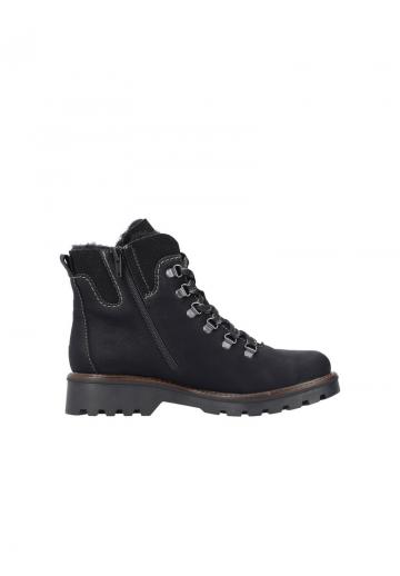 Ботинки на шнуровке