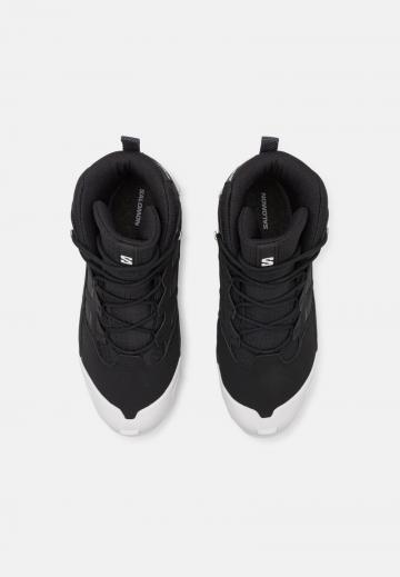 Походные ботинки