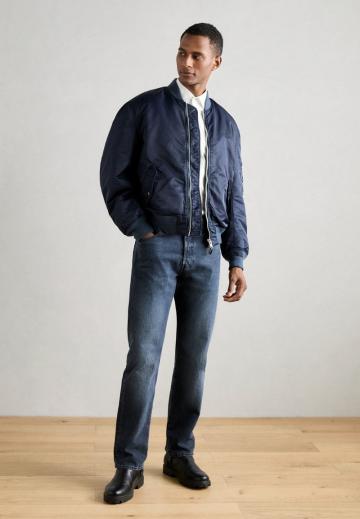 Куртка бомбер