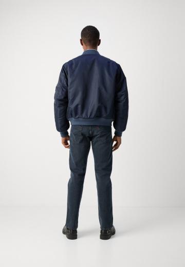 Куртка бомбер