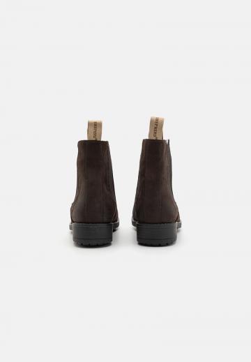 Зимние ботинки