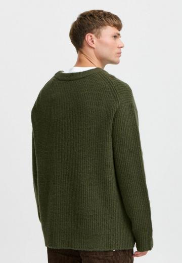Пуловер