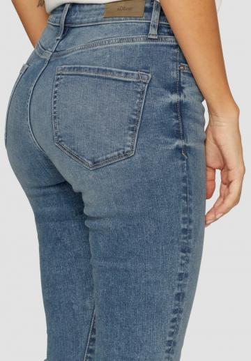 Узкие джинсы